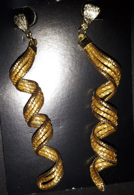 Brinco Cachos de Anjo Capim Dourado