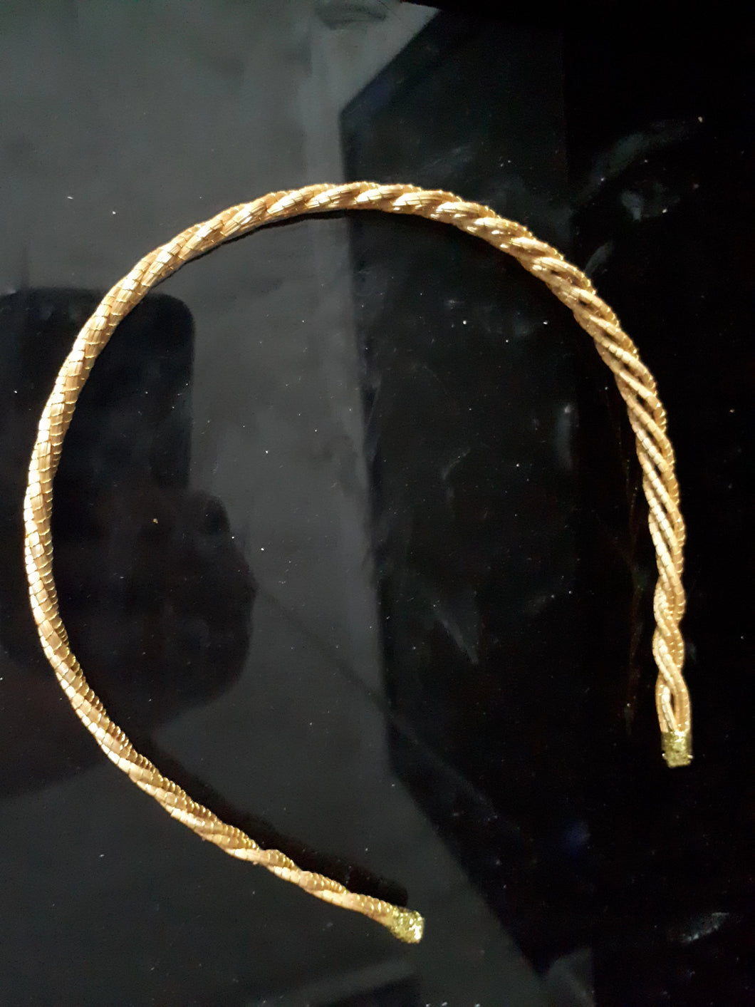 Tiara de Capim Dourado Tifany