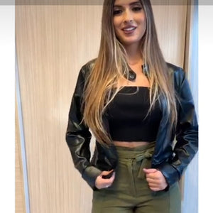 Jaqueta de Couro Sintético Bordada
