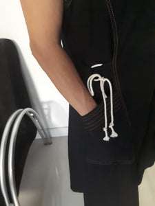 Vestido em linho preto