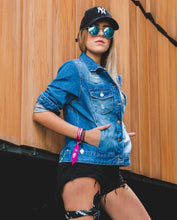 Carregar imagem no visualizador da galeria, Jaqueta Jeans Young