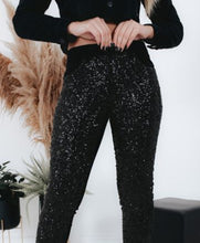 Carregar imagem no visualizador da galeria, Calça Jeans Paetê Karina