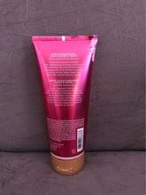 Carregar imagem no visualizador da galeria, Victoria&#39;s Secret Body Cream Total Attraction 200 ml