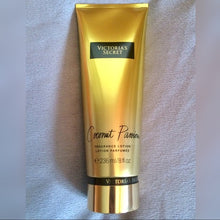 Carregar imagem no visualizador da galeria, Victoria&#39;s Secret Loção Hidratante Coconut Passion 236 ml
