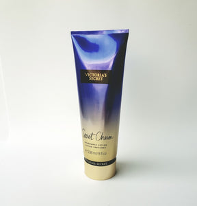 Victoria's Secret Loção Hidratante Secret Charm 236 ml
