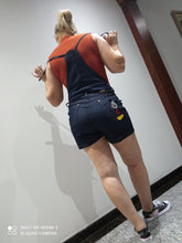 Carregar imagem no visualizador da galeria, Jardineira jeans minimic