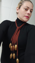 Carregar imagem no visualizador da galeria, Colar Cachecol Capim Dourado