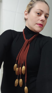 Colar Cachecol Capim Dourado