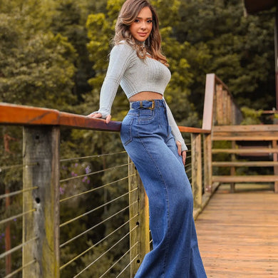 Calça pantalona fivelada