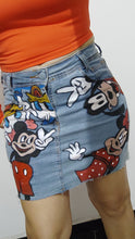 Carregar imagem no visualizador da galeria, Saia Jeans Pinturas