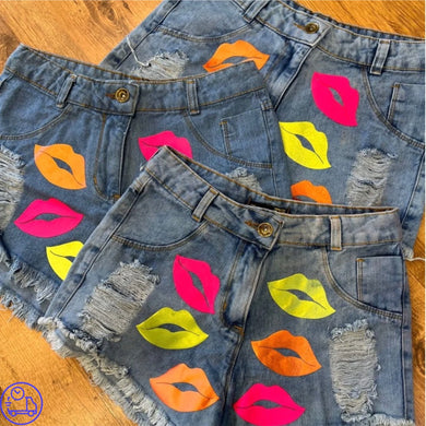Shorts Kiss Me