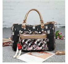 Carregar imagem no visualizador da galeria, Bolsa Jeans Fernanda # CYP0310.2125