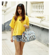 Carregar imagem no visualizador da galeria, Bolsa Jeans Fernanda # CYP0310.2125