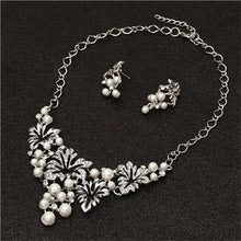 Carregar imagem no visualizador da galeria, Colar e Brincos Bridge Crystal Gold  Silver # IO21.8090