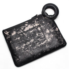 Carregar imagem no visualizador da galeria, Clutch de Couro Legítimo # C1245.1821
